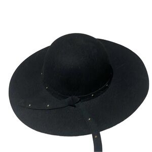 Ecote black felt floppy hat